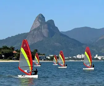 Descubra a Vela em Vitória: Um Dos Esportes Aquáticos Mais Encantadores Descubra a Vela em Vitória: Um Dos Esportes Aquáticos Mais Encantadores