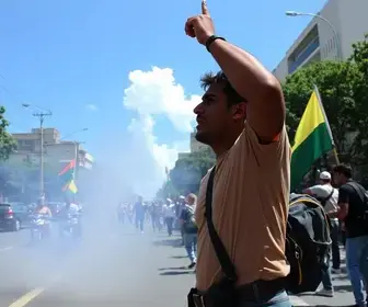 manifestações em Vitória e Salvador