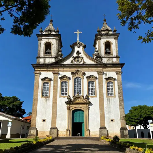 Paróquia Nossa Senhora da Vitória: Um Patrimônio Espiritual Paróquia Nossa Senhora da Vitória: Um Patrimônio Espiritual